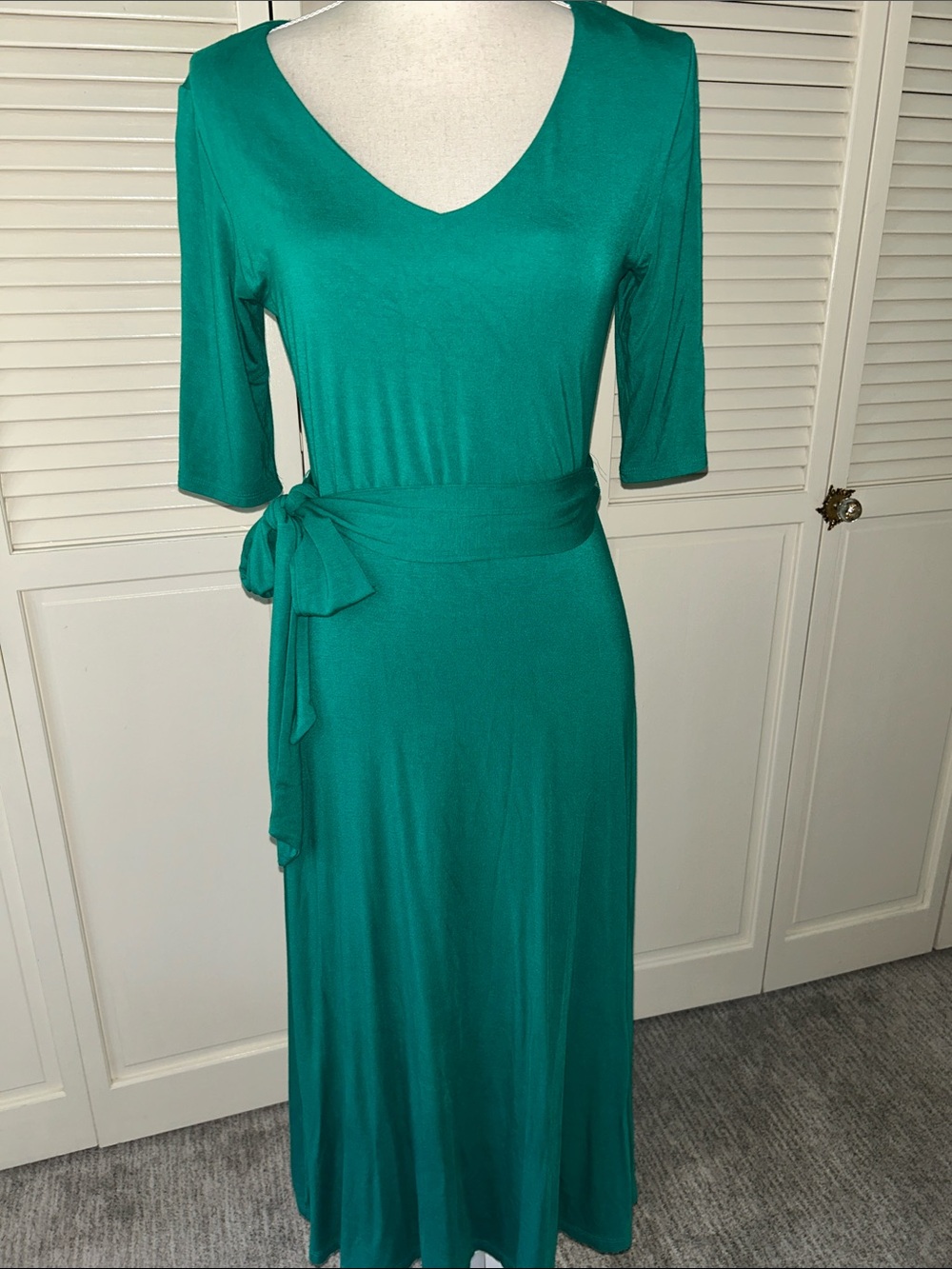 Nicole Miller Teal V-Neck Tie-Waist Midi Dress